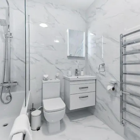 Central Charm: Stylish & Comfy 2Br Flat In Central Londen Buitenkant foto